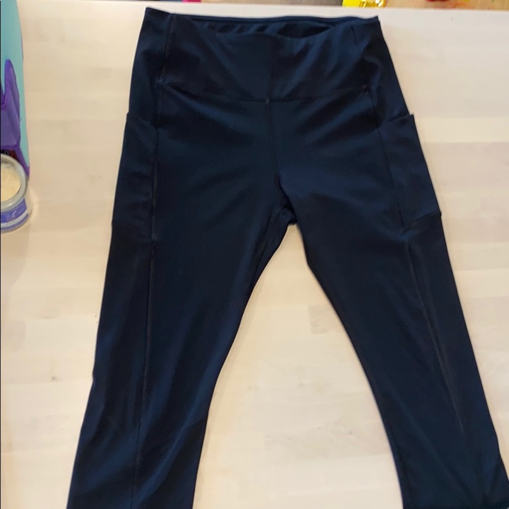Reebok Black leggings with side pockets